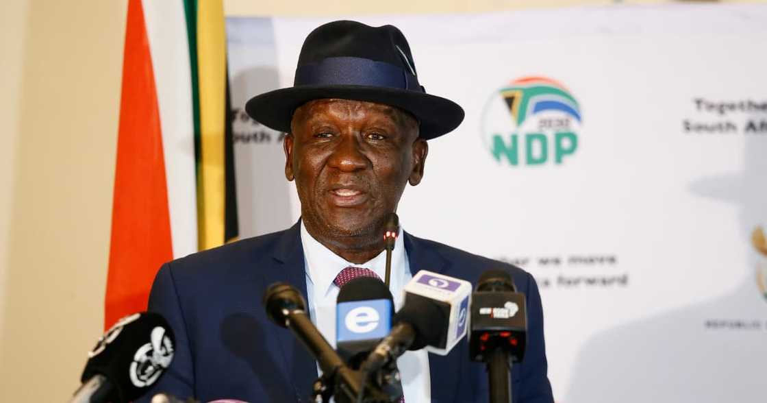 Police Minister Bheki Cele, Investigation For R1 Billion Fraud Police Minister Bheki Cele, Investigation For R1 Billion Fraud