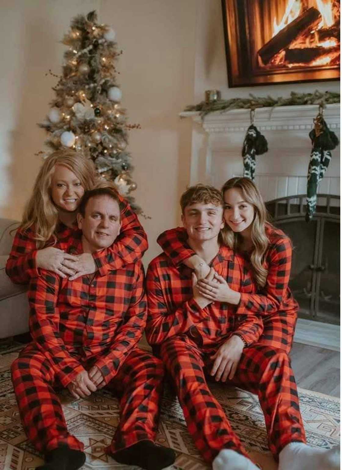 Monogrammed Christmas set Monogrammed Christmas set