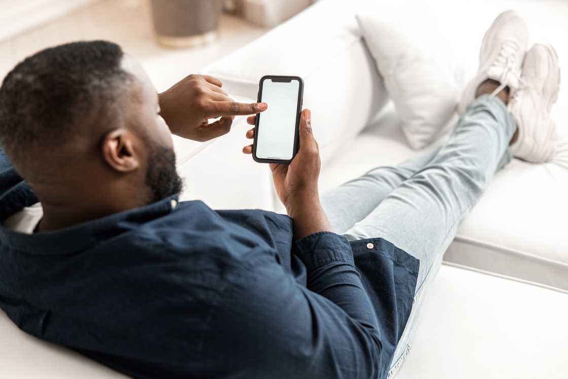 Man used his mbolie banking app to win the lotto Man used his mbolie banking app to win the lotto