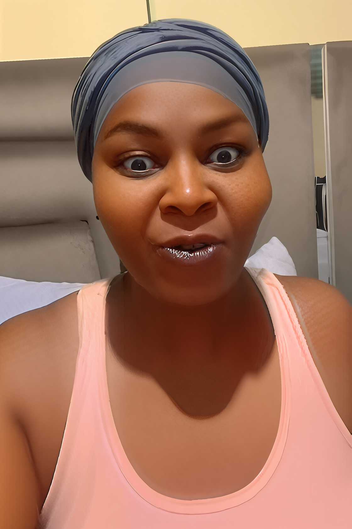 Online users were left in awe by a South African mom’s heartwarming prank and the sweet surprise that followed.