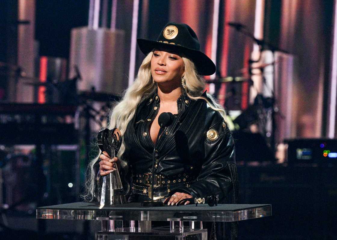 Beyonce's unreleased music was reportedly stolen Beyonce's unreleased music was reportedly stolen