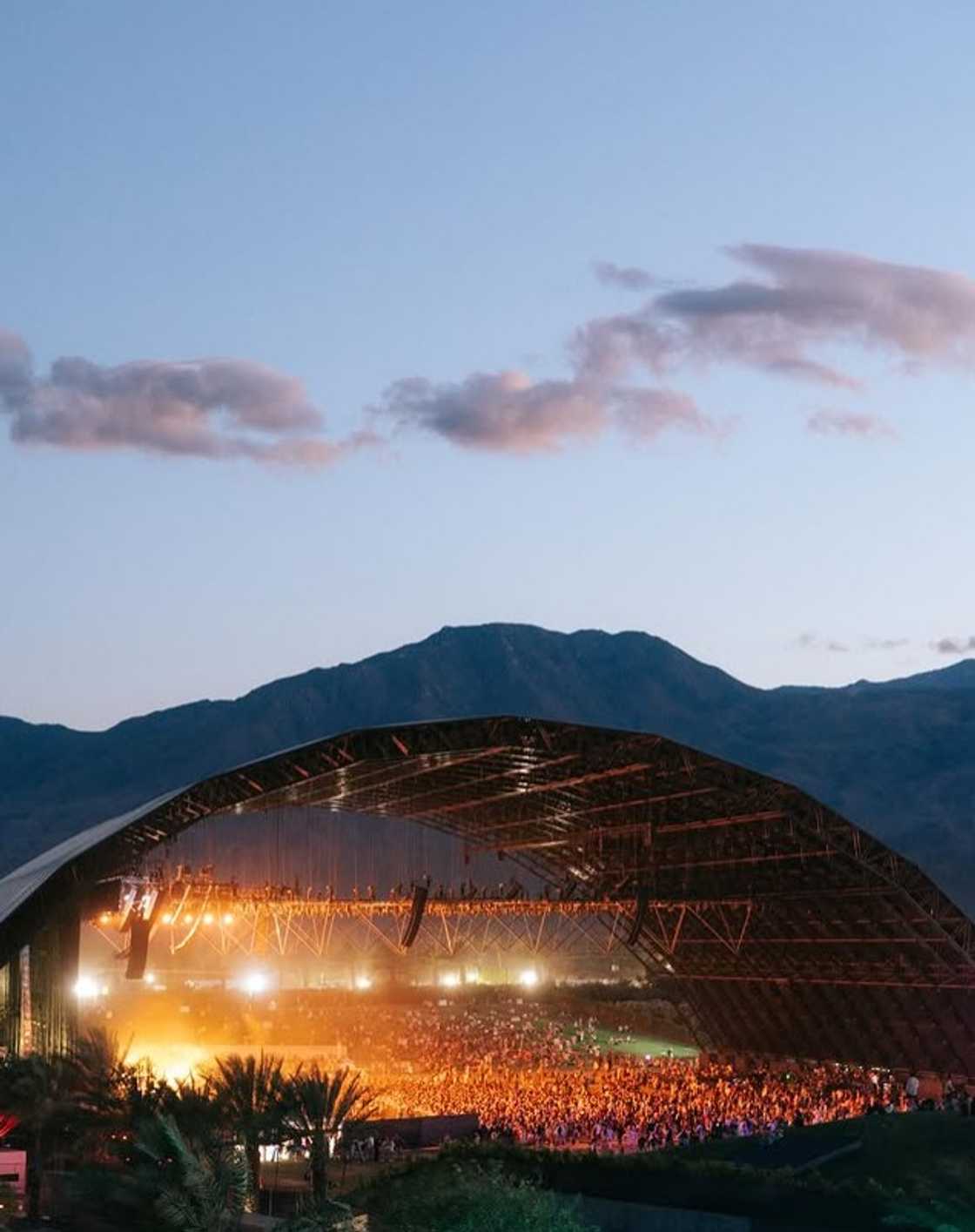 A look at the packed arena at Coachella 2026.
