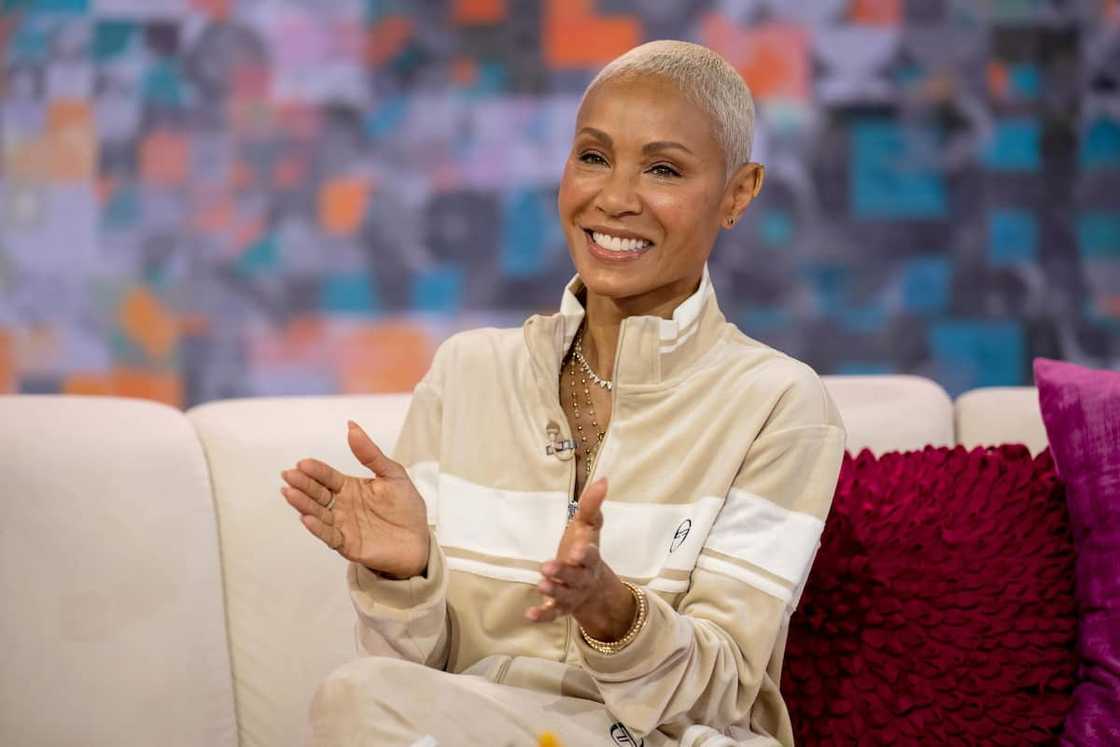 Jada Pinkett Smith on a seat during a show. Jada Pinkett Smith on a seat during a show.