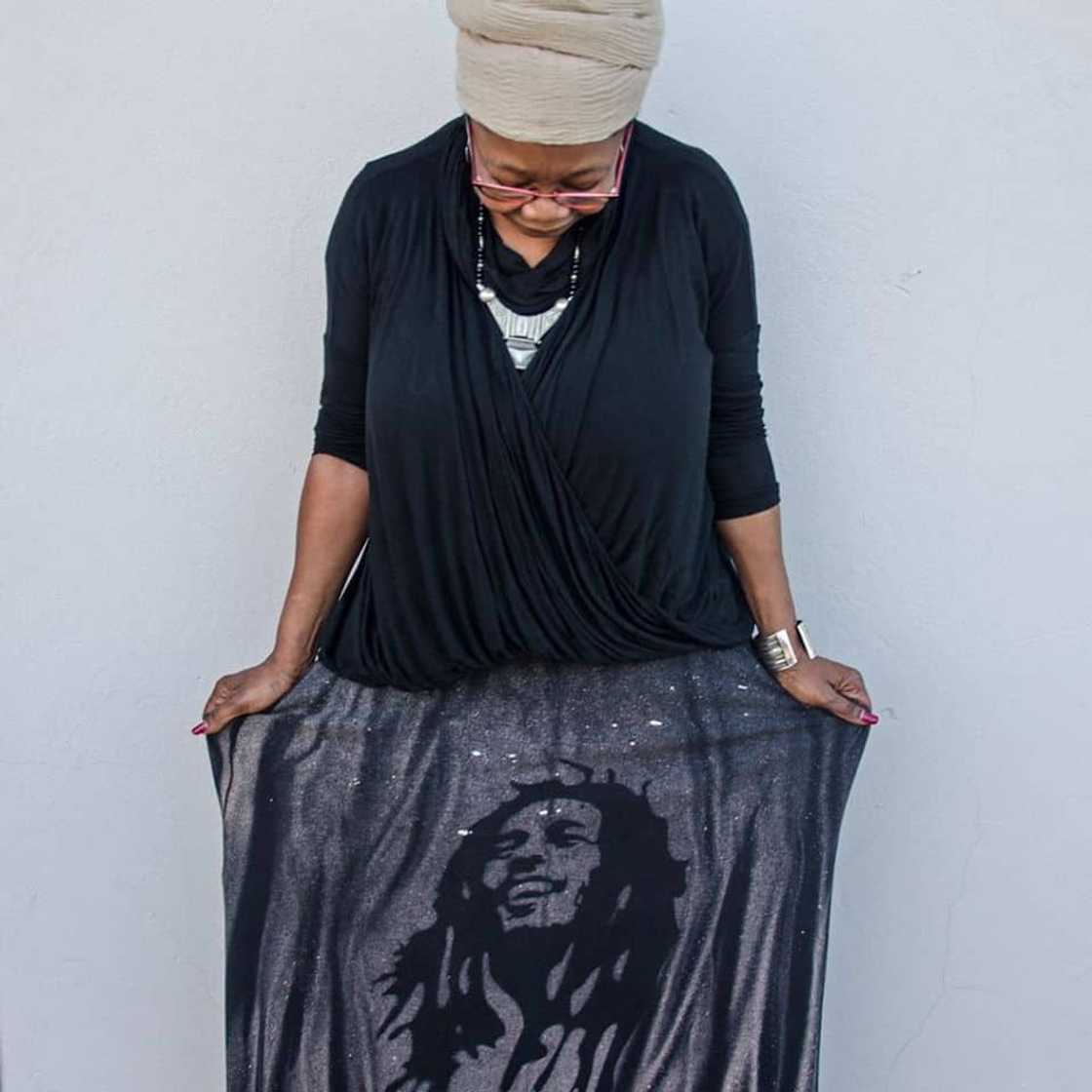 Shado Twala age, children, husband, siblings, Safm and Instagram Shado Twala age, children, husband, siblings, Safm and Instagram
