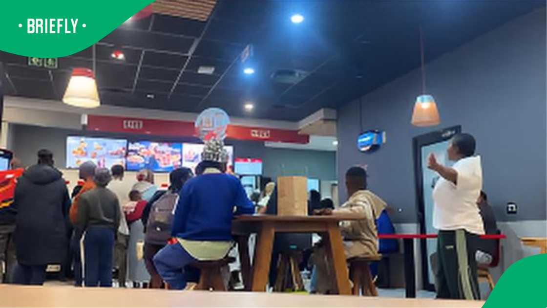 Comedian preaches the gospel inside KFC Comedian preaches the gospel inside KFC