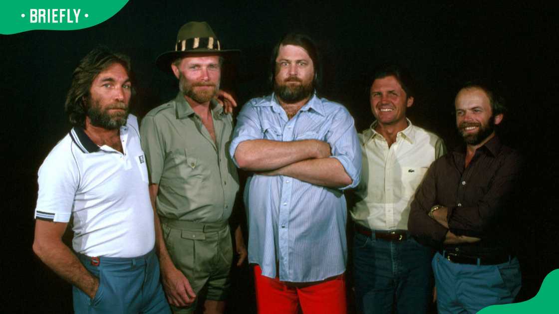 Dennis Wilson, Mike Love, Brian Wilson, Bruce Johnston, Al Jardine Dennis Wilson, Mike Love, Brian Wilson, Bruce Johnston, Al Jardine