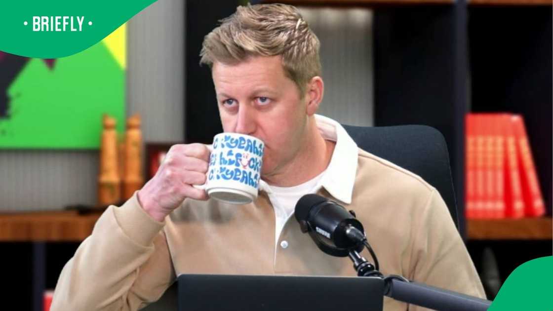 Gareth Cliff claims politicians are extorting money from South Africans. Gareth Cliff claims politicians are extorting money from South Africans.