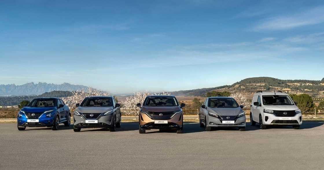 Nissan charges towards electrified future with new line-up and technologies Nissan charges towards electrified future with new line-up and technologies
