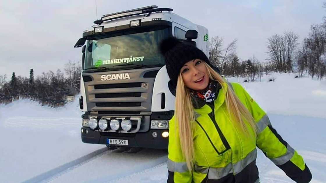 Angelica Larsson Angelica Larsson