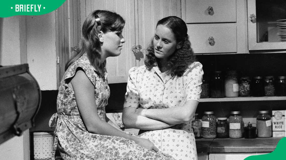 The Waltons cast The Waltons cast