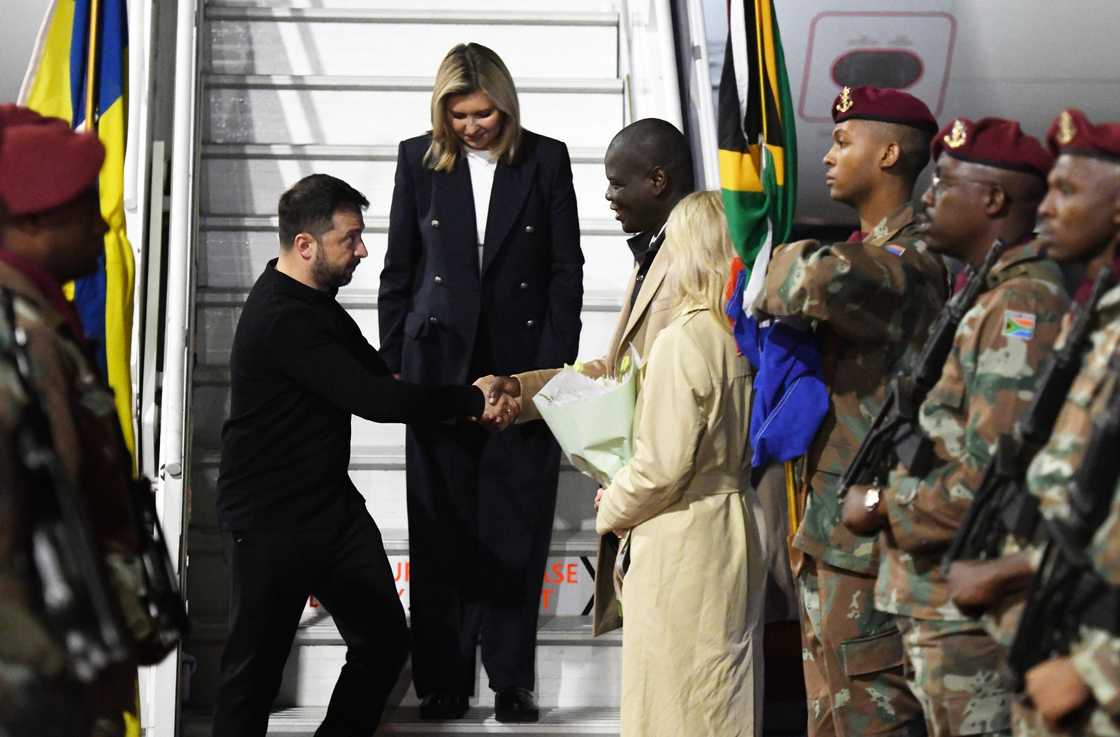 Zelenskyy briefed Ramaphosa before announcing his early return to Ukraine. Russia’s missile attack on Kyiv left eight dead and triggered emergency diplomatic talks Zelenskyy briefed Ramaphosa before announcing his early return to Ukraine. Russia’s missile attack on Kyiv left eight dead and triggered emergency diplomatic talks
