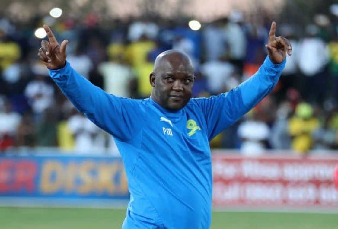 Pitso Mosimane on Khama Billiat Pitso Mosimane on Khama Billiat