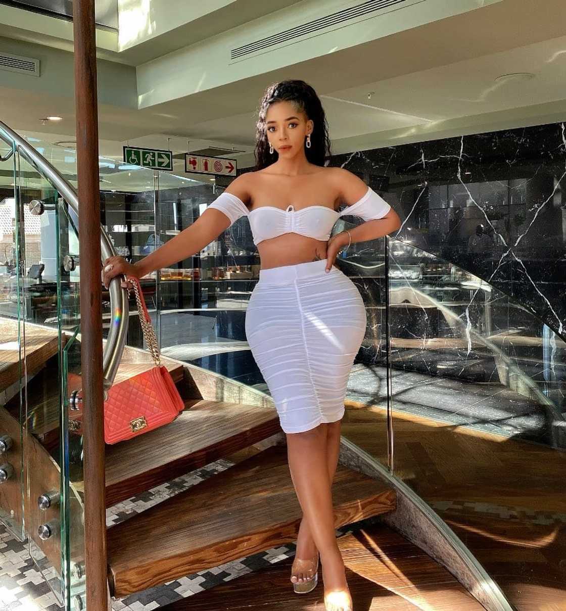 Curvy South African celebrities Curvy South African celebrities