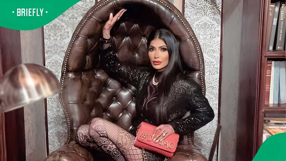 Khanyi Mbau mistaken for Sorisha Naidoo Khanyi Mbau mistaken for Sorisha Naidoo