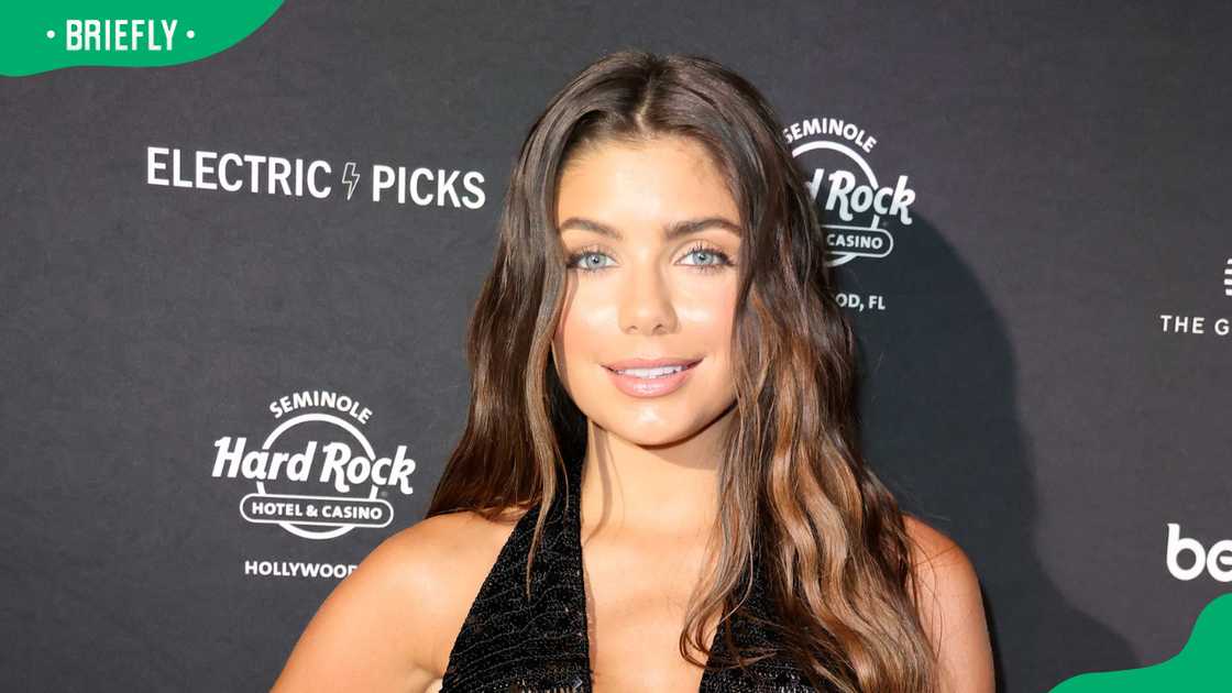 Hannah Ann Sluss in Hollywood, Florida Hannah Ann Sluss in Hollywood, Florida