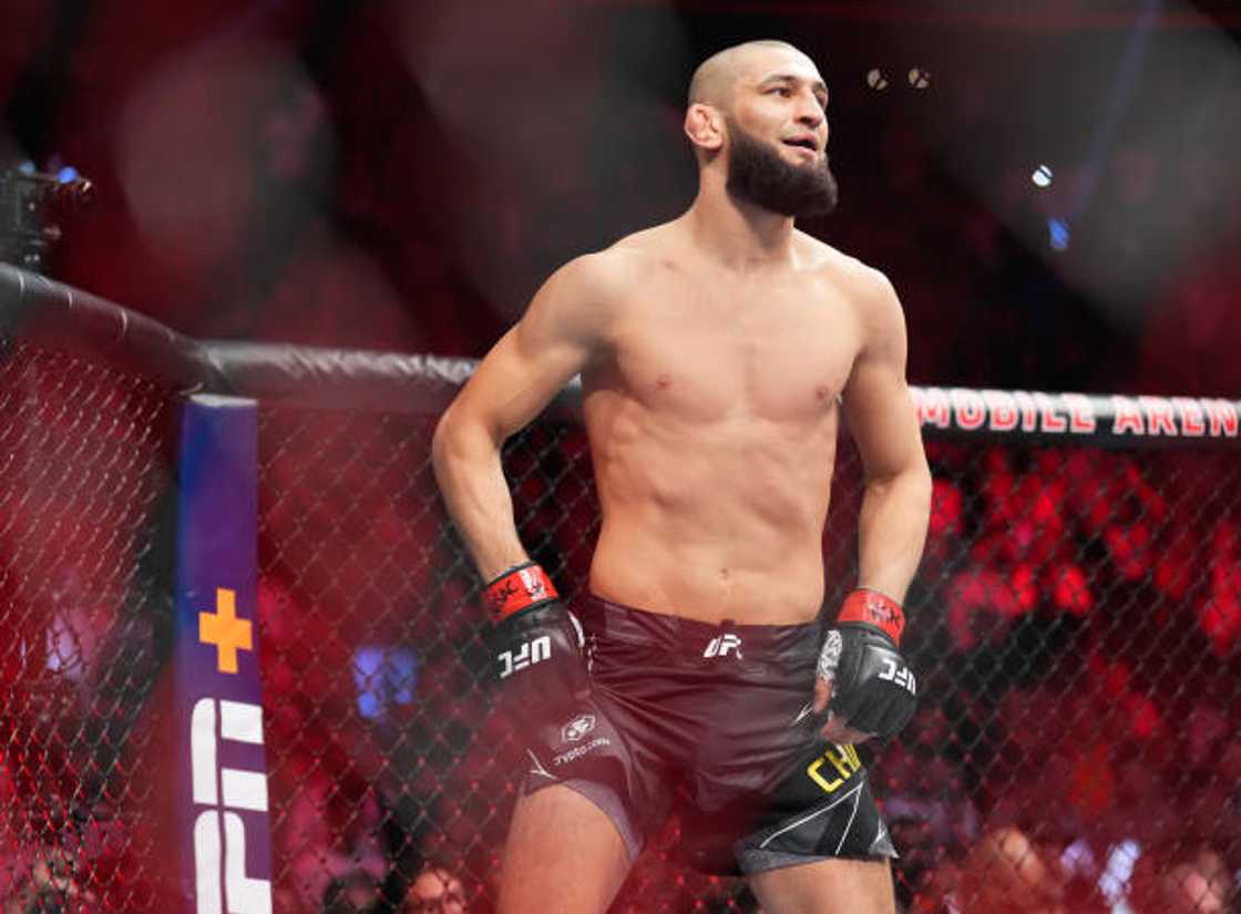Khamzat Chimaev prepares to fight Kevin Holland in a 180-pound catchweight fight during the UFC 279 event at T-Mobile Arena on September 10, 2022 in Las Vegas, Nevada Khamzat Chimaev prepares to fight Kevin Holland in a 180-pound catchweight fight during the UFC 279 event at T-Mobile Arena on September 10, 2022 in Las Vegas, Nevada