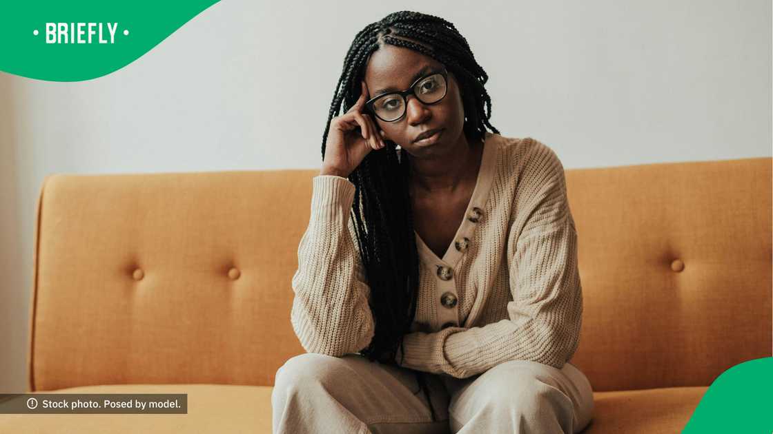 The post detailed that the woman wanted them to save so they could move out of his home