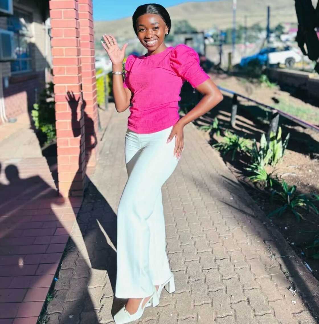 A woman revealed the emotional moment her car was repossessed, moving South Africans.