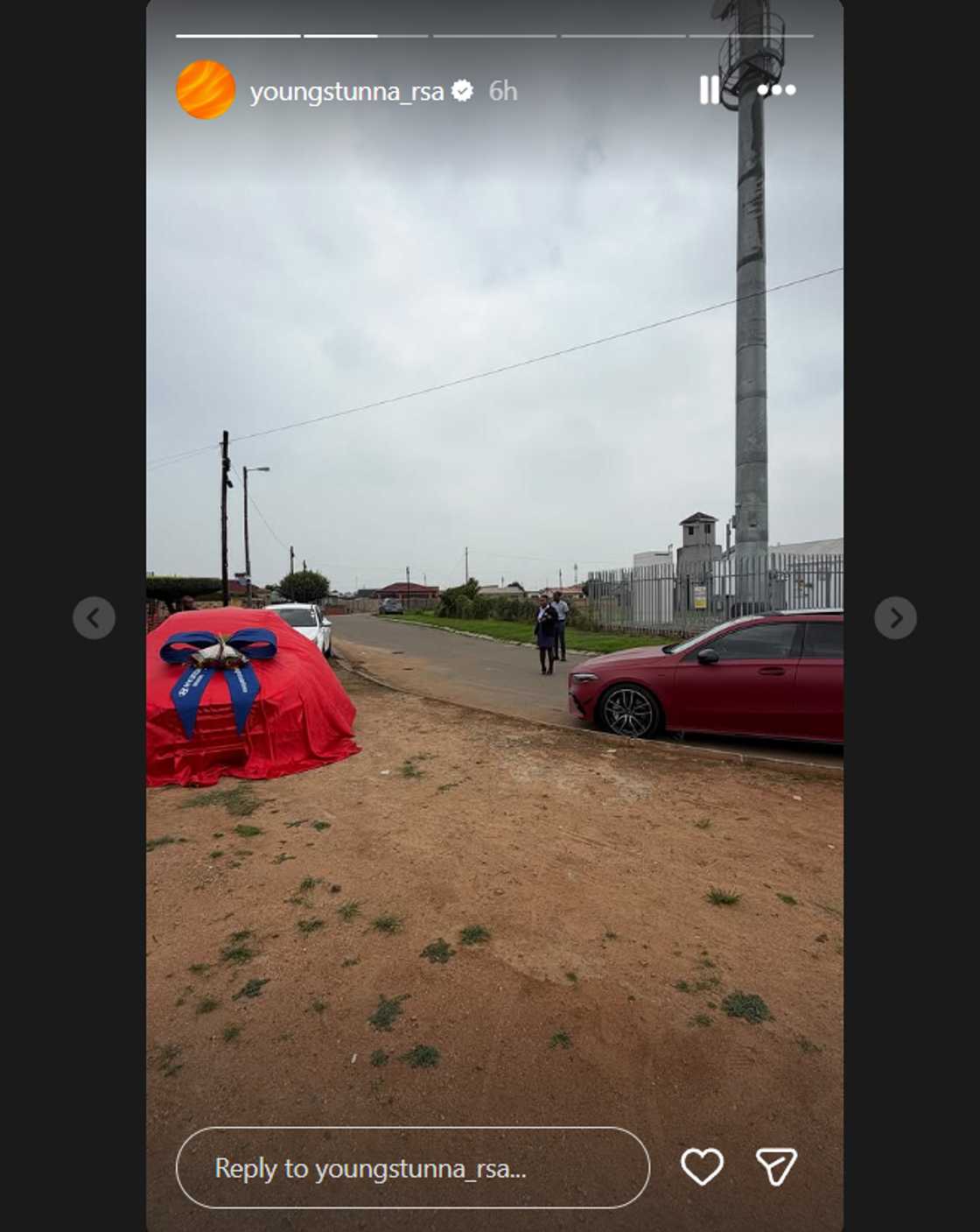 Young Stunna bought his mom a new house. Young Stunna bought his mom a new house.