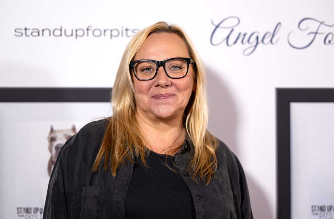 Nicole Sullivan at the Hollywood Improv