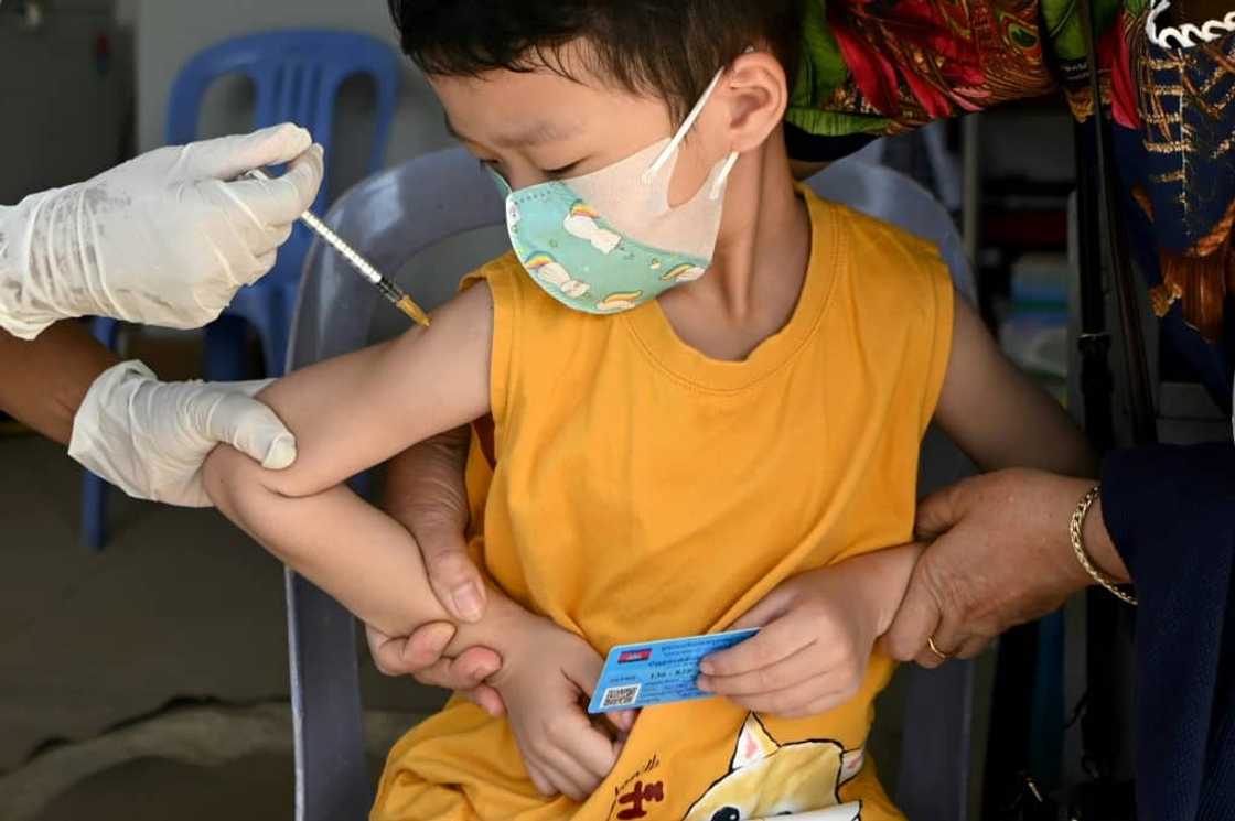 Nearly 600,000 additional deaths could have been prevented if the WHO's goal of vaccinating 40 percent of every country's population by the end of 2021 had been met Nearly 600,000 additional deaths could have been prevented if the WHO's goal of vaccinating 40 percent of every country's population by the end of 2021 had been met