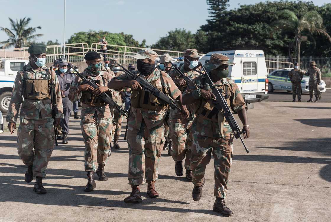 SANDF soldiers on duty SANDF soldiers on duty