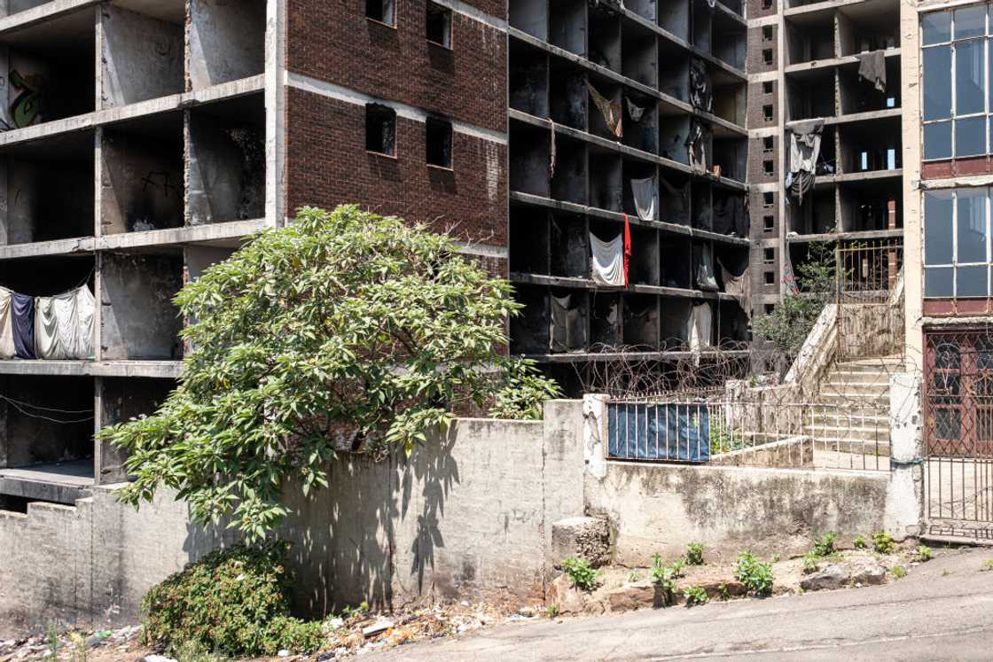 A government building has been hijacked in Hillbrow