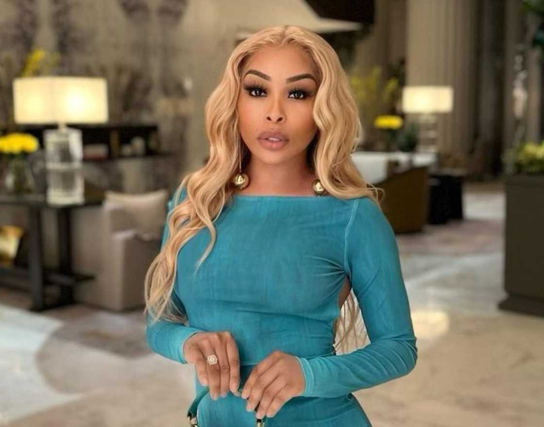 Khanyi Mbau shared a message of comfort to Annie amid her divorce Khanyi Mbau shared a message of comfort to Annie amid her divorce