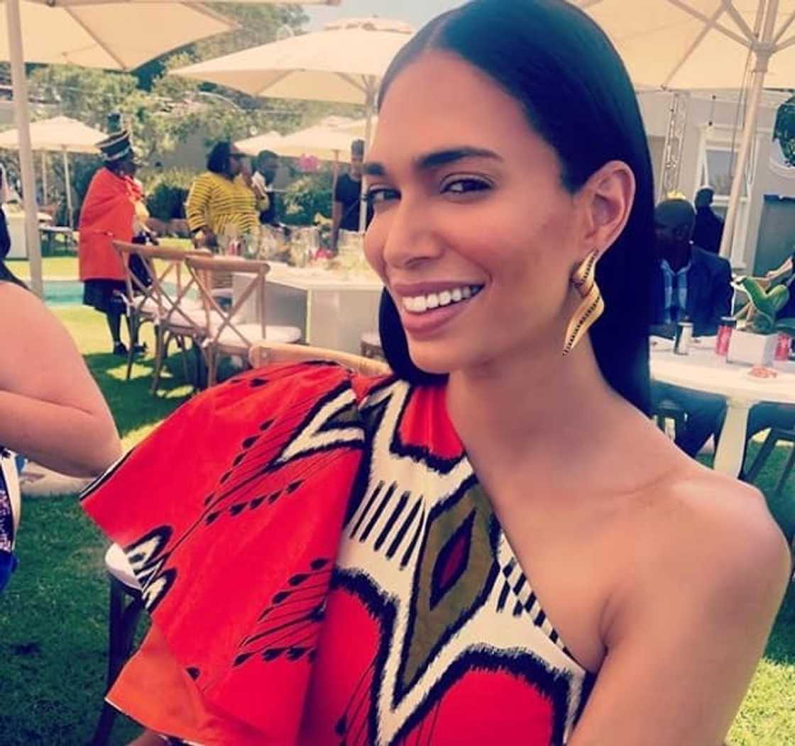 Tatum Keshwar age, height, children, spouse, education, Duduzane Zuma, Miss SA, and Miss Universe and Instagram Tatum Keshwar age, height, children, spouse, education, Duduzane Zuma, Miss SA, and Miss Universe and Instagram