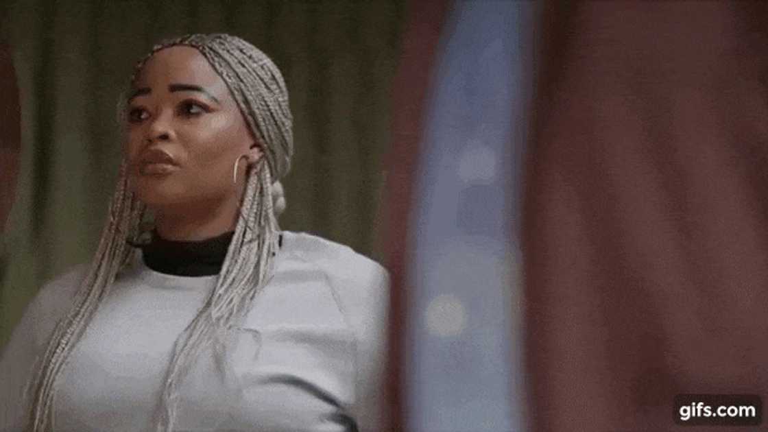 The River 4 on 1Magic Teasers The River 4 on 1Magic Teasers