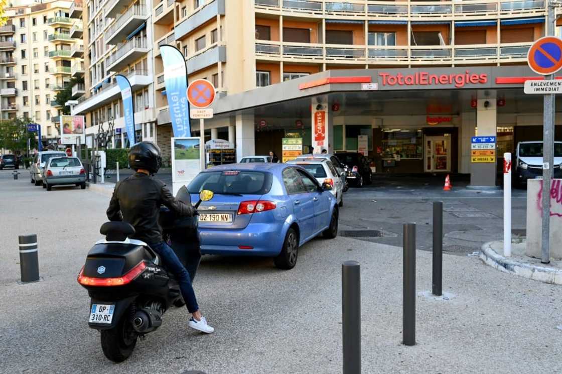 Totalenergies runs a network of around 3,500 stations in France, nearly a third of the total, with most of them low on fuel. Totalenergies runs a network of around 3,500 stations in France, nearly a third of the total, with most of them low on fuel.