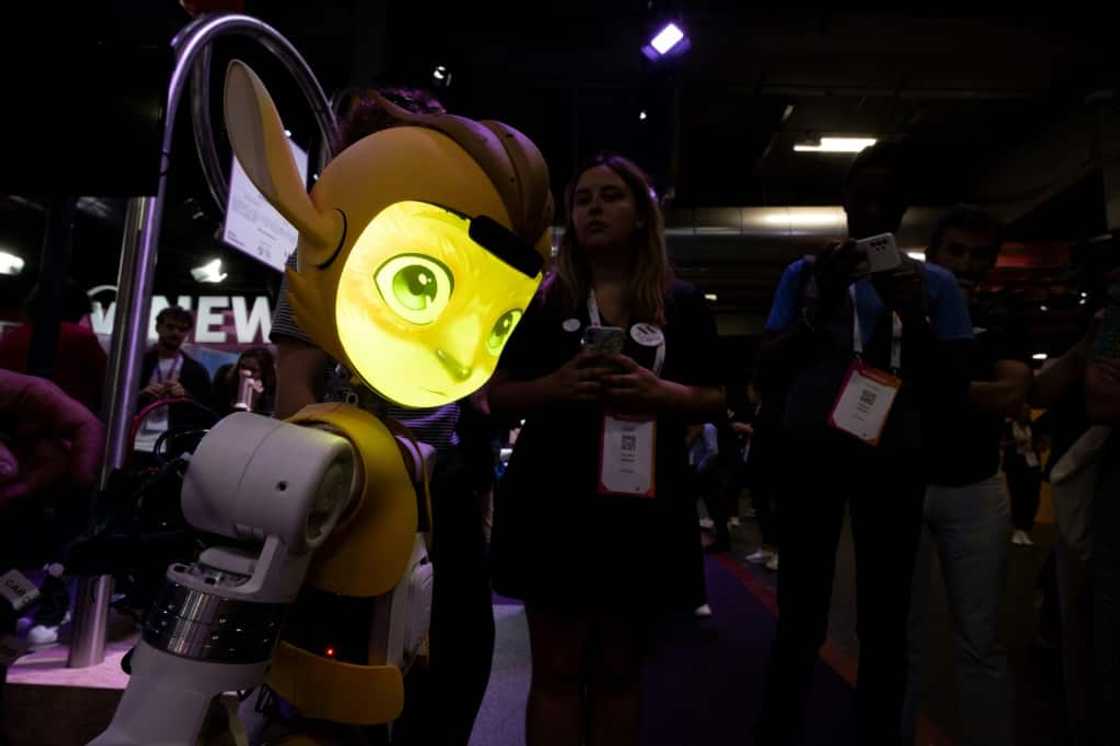 French company Enchanted Tools reckons their machines will help in hospitals, hotels, restaurants and anywhere with objects that need moving French company Enchanted Tools reckons their machines will help in hospitals, hotels, restaurants and anywhere with objects that need moving