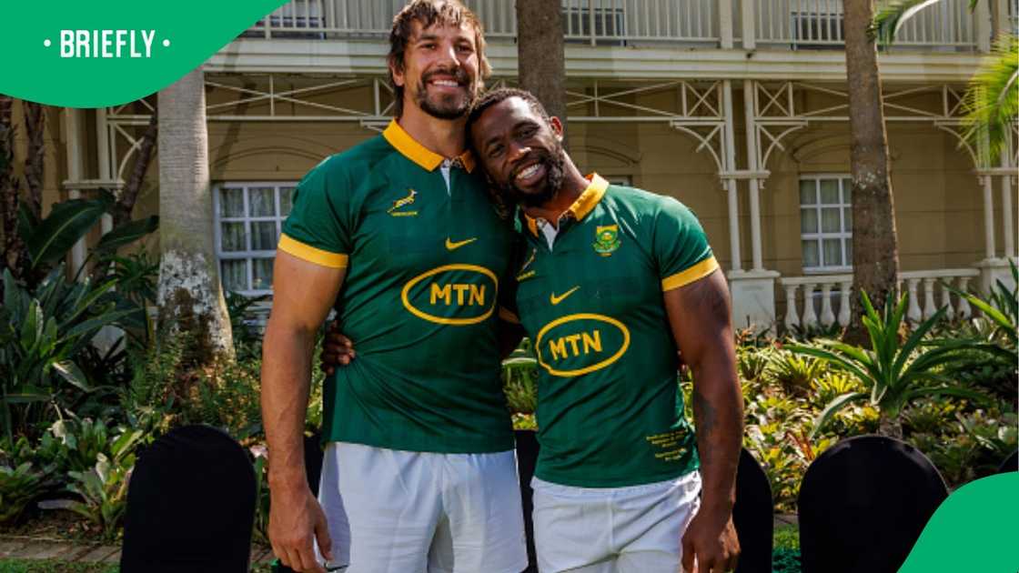 Eben Etzebeth and Siya Kolisi during the South Africa men's national rugby team photograph at Southern Sun Mbombela on September 27, 2024 in Nelspruit, South Africa. Eben Etzebeth and Siya Kolisi during the South Africa men's national rugby team photograph at Southern Sun Mbombela on September 27, 2024 in Nelspruit, South Africa.