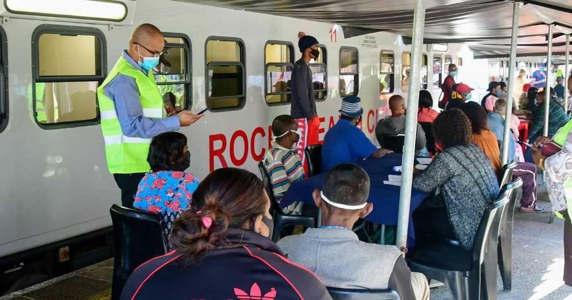 Train of Hope, Phelophepa clinic, Healthcare, Dude station Train of Hope, Phelophepa clinic, Healthcare, Dude station