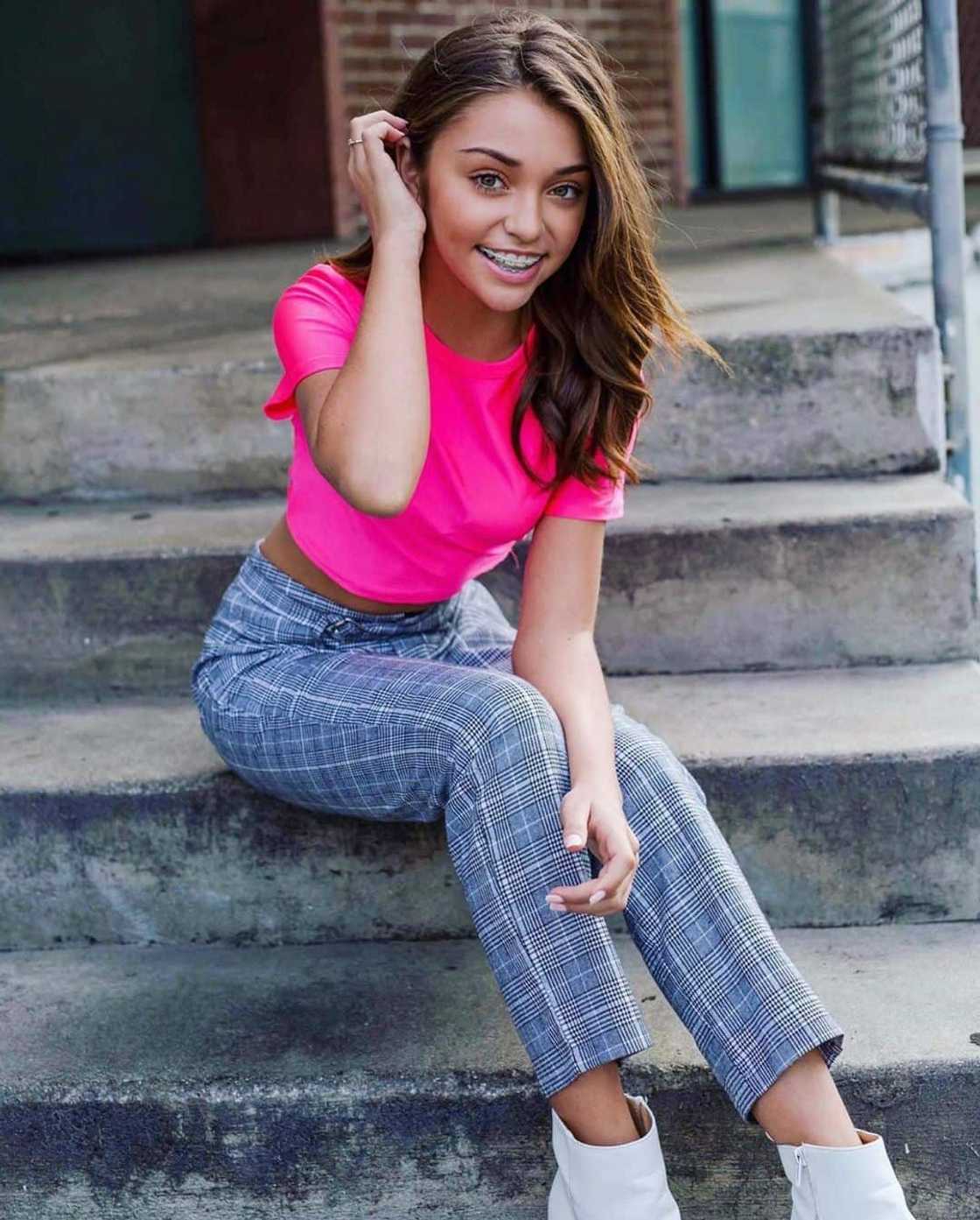 Presley Elise biography Presley Elise biography