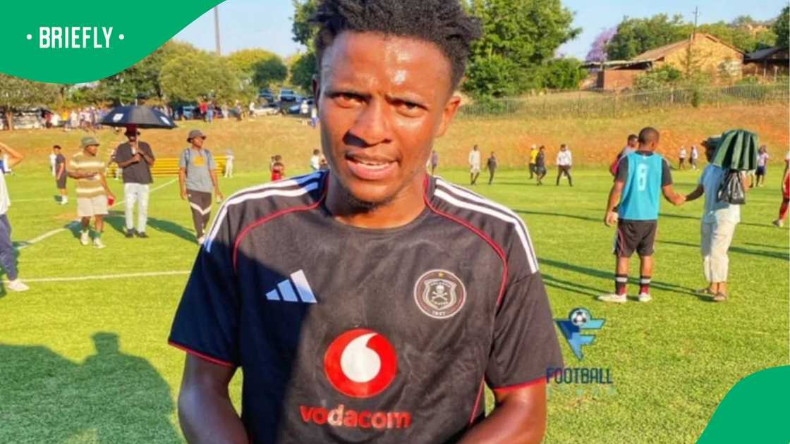 Ayanda Rorwana, Orlando Pirates, Kaizer Chiefs. Ayanda Rorwana, Orlando Pirates, Kaizer Chiefs.