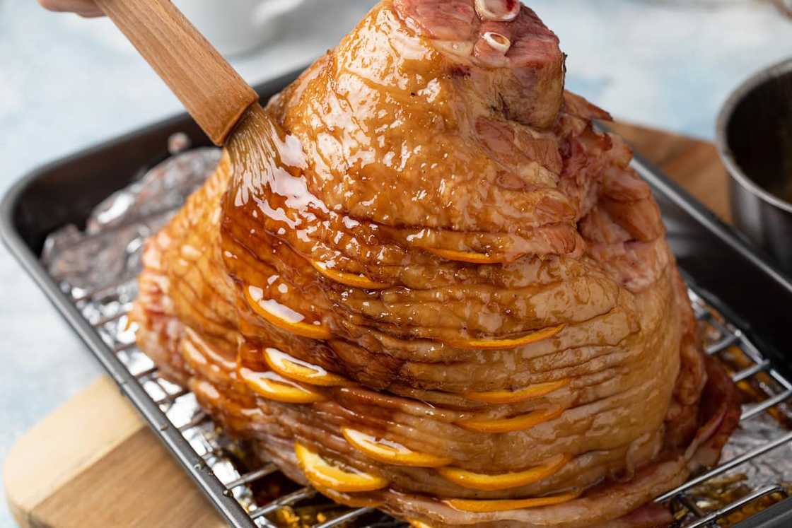 Glazed ham slices Glazed ham slices