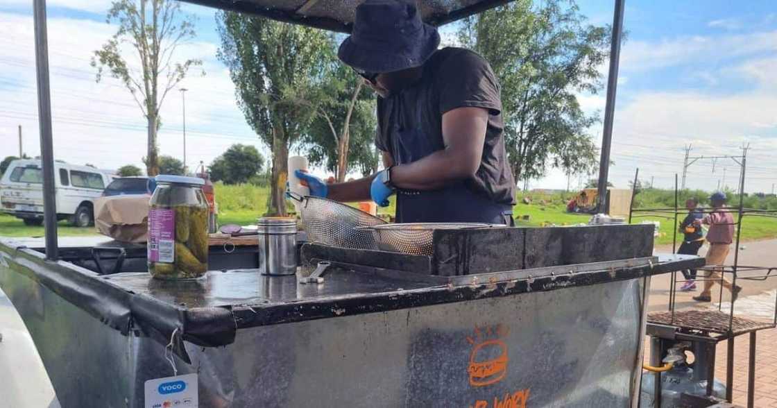 Tiyani Maluleke, Burgers, Soweto, GRUB WORKX Tiyani Maluleke, Burgers, Soweto, GRUB WORKX