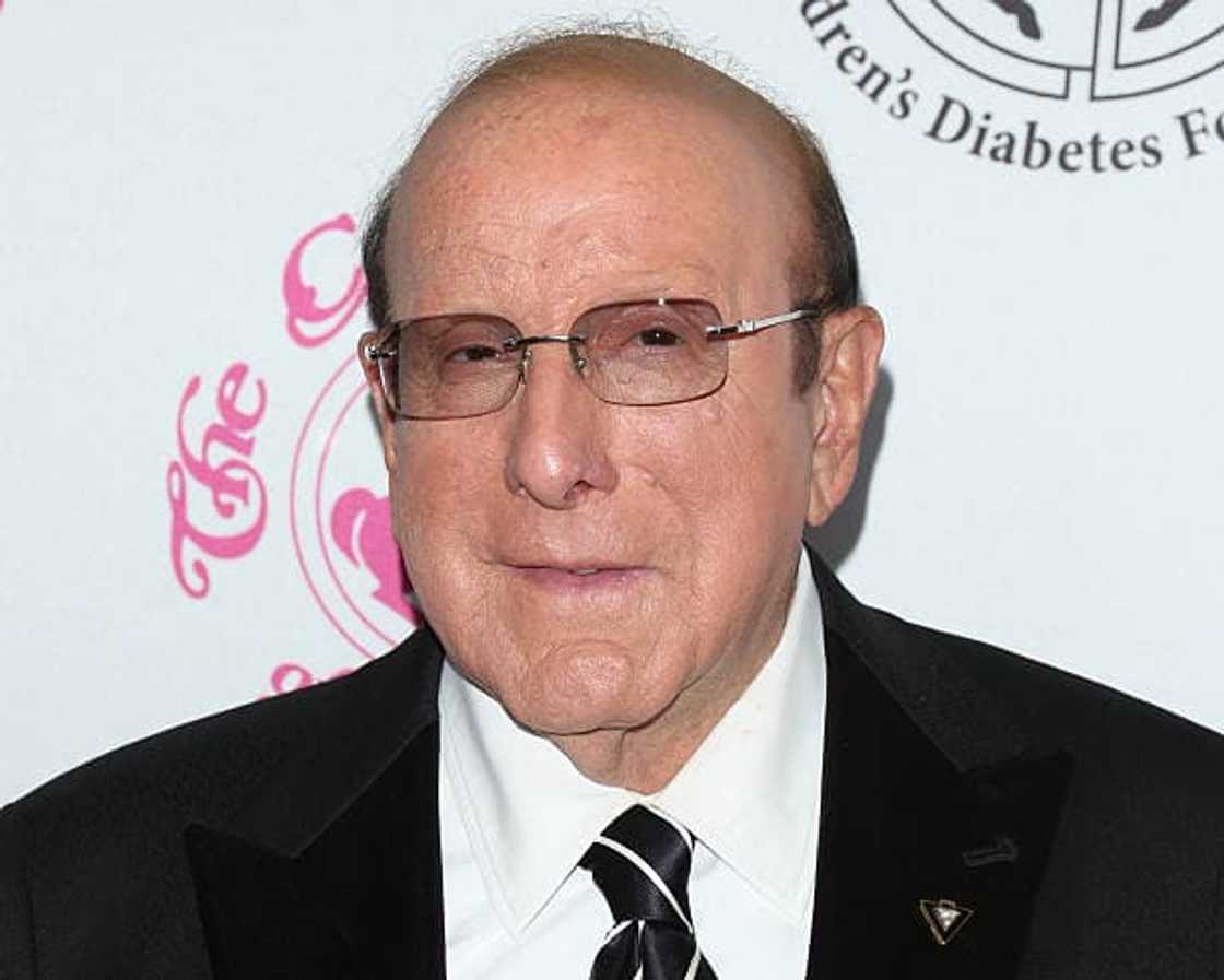 clive davis' wives clive davis' wives