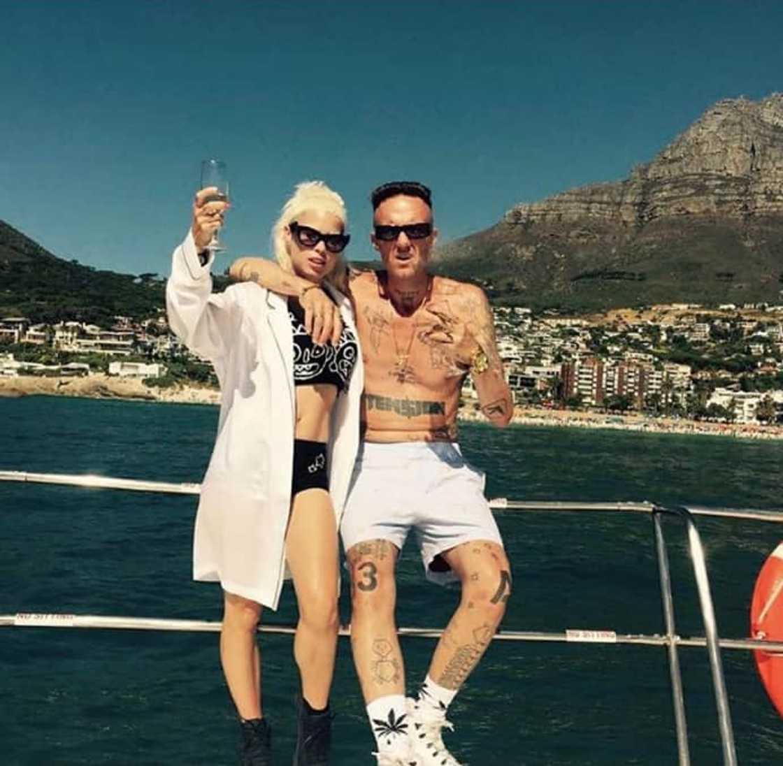 Antwoord Antwoord