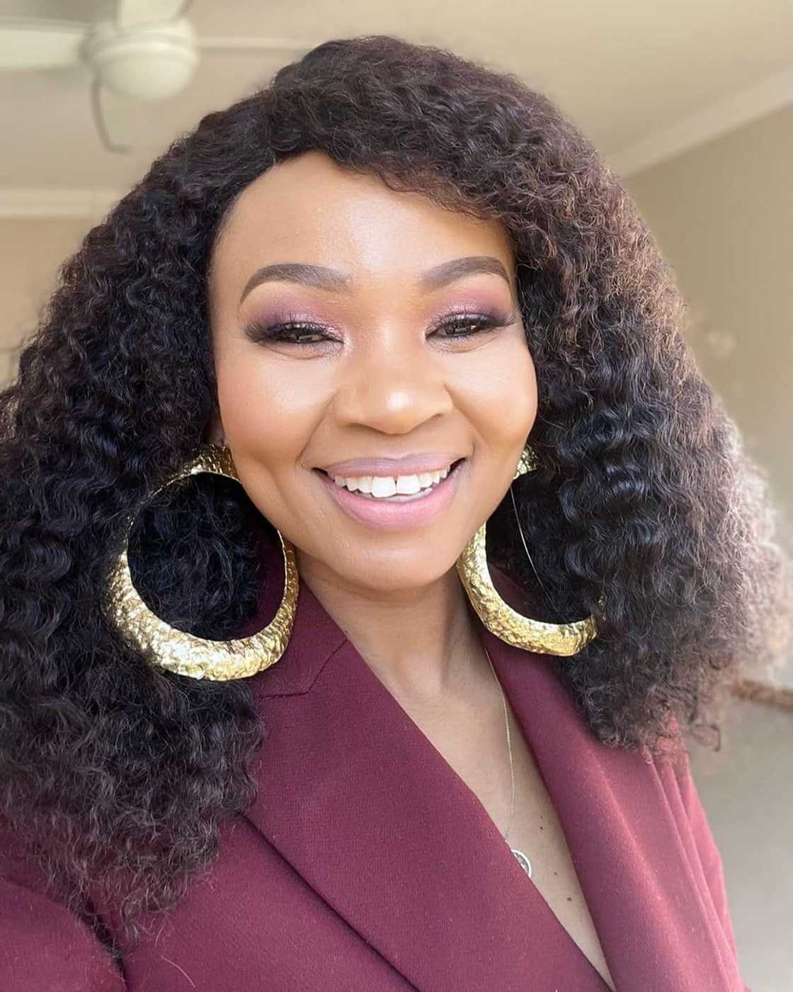 Lulu Hela's biography Lulu Hela's biography