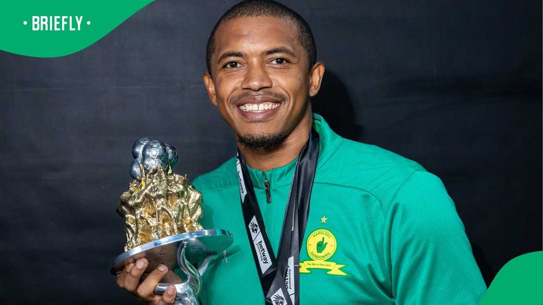 Mamelodi Sundowns are set to be without Jody February for the FIFA Club World Cup. Mamelodi Sundowns are set to be without Jody February for the FIFA Club World Cup.