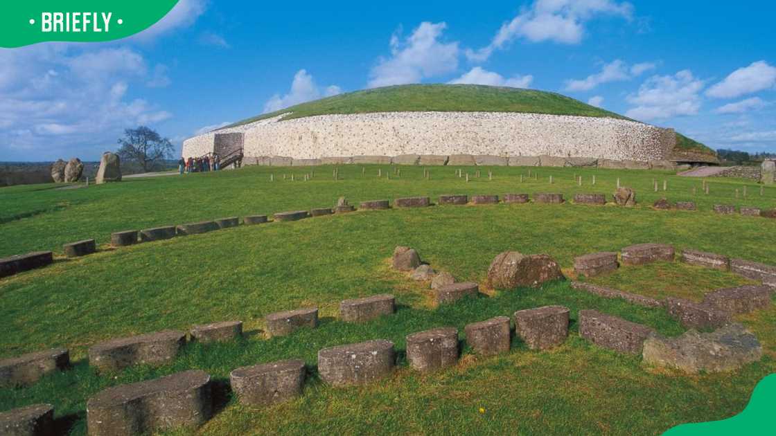What are the oldest still active buildings? What are the oldest still active buildings?