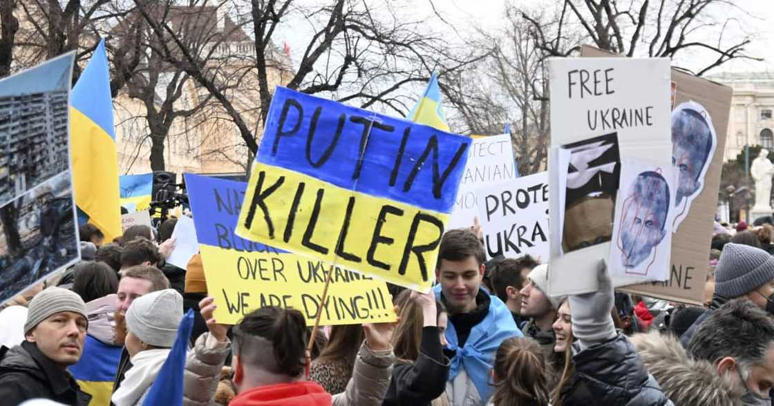 South Africans, Ukraine, Russia, Vladimir Putin South Africans, Ukraine, Russia, Vladimir Putin