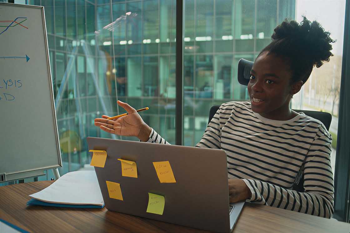 A black businesswoman