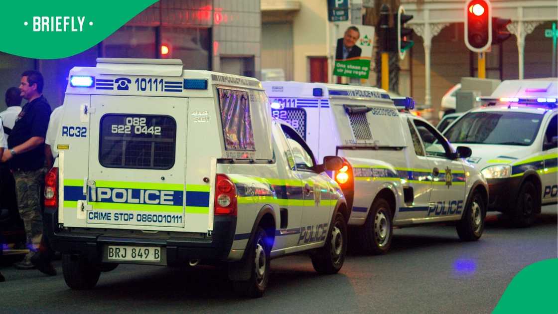 A TikTok video showcasing a South African police car in shocking condition stunned Mzansi. A TikTok video showcasing a South African police car in shocking condition stunned Mzansi.