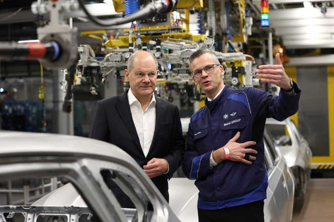 Disagreements in the three-party ruling coalition of Chancellor Olaf Scholz (L) are hindering efforts to reignite the German economy, critics say Disagreements in the three-party ruling coalition of Chancellor Olaf Scholz (L) are hindering efforts to reignite the German economy, critics say