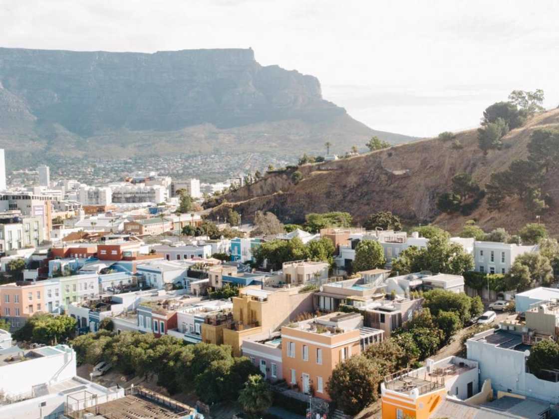 A hidden gem in Cape Town’s elite district reflects Rupert’s quiet wealth A hidden gem in Cape Town’s elite district reflects Rupert’s quiet wealth