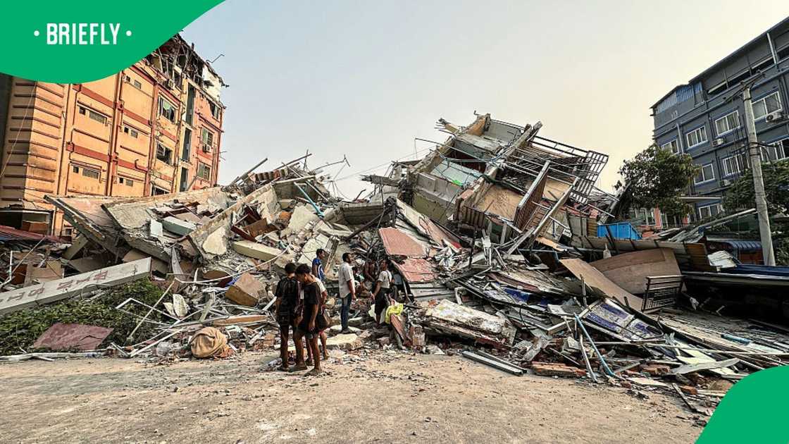 Conflict between the Myanmar junta and the opposition has ceased for two weeks following the earthquake that claimed 1600 lives Conflict between the Myanmar junta and the opposition has ceased for two weeks following the earthquake that claimed 1600 lives