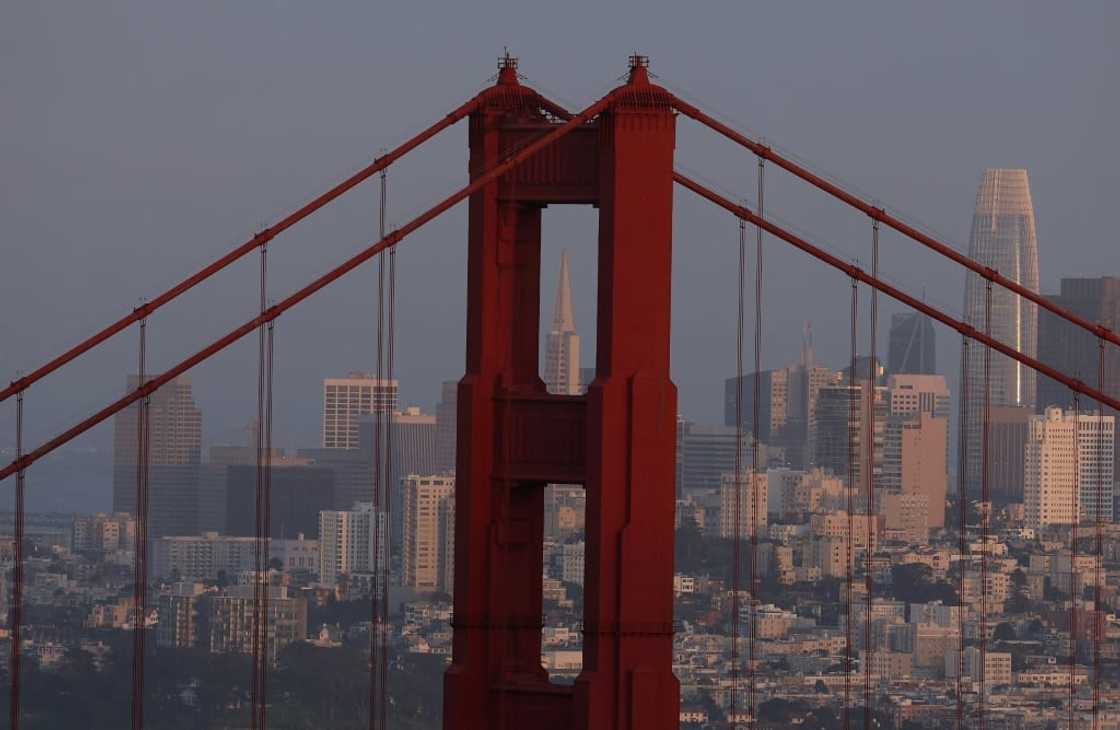 Over 100,000 vehicles per day cross San Francisco's iconic Golden Gate Bridge Over 100,000 vehicles per day cross San Francisco's iconic Golden Gate Bridge